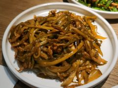 酸黄瓜肉丝-榆林镇筋饼(知春路店)