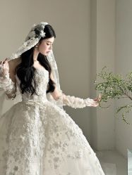 点击看大图 -Renee芮亦婚纱