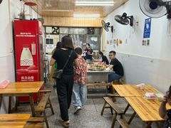 -卫卫麻辣烫(建设新村路店)