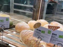 -奈雪的茶(亨特国际广场店)