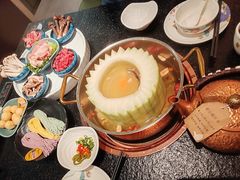 -得意咚瓜·顺德鱼生·冬瓜火锅(深圳首店)