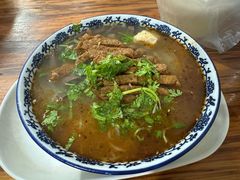 -叶新小吃店(来凤小区总店)
