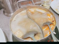 -金滏山烤肉·海鲜·火锅自助餐厅(襄阳万达店)