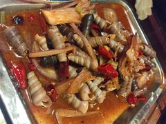 钉螺-昱家胡同·烧烤海鲜铜锅涮肉(和平里店)
