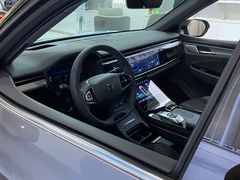 -ARCFOX极狐(世纪金源店)