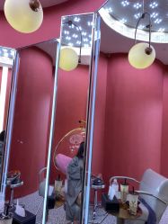 -In Style Hair Salon