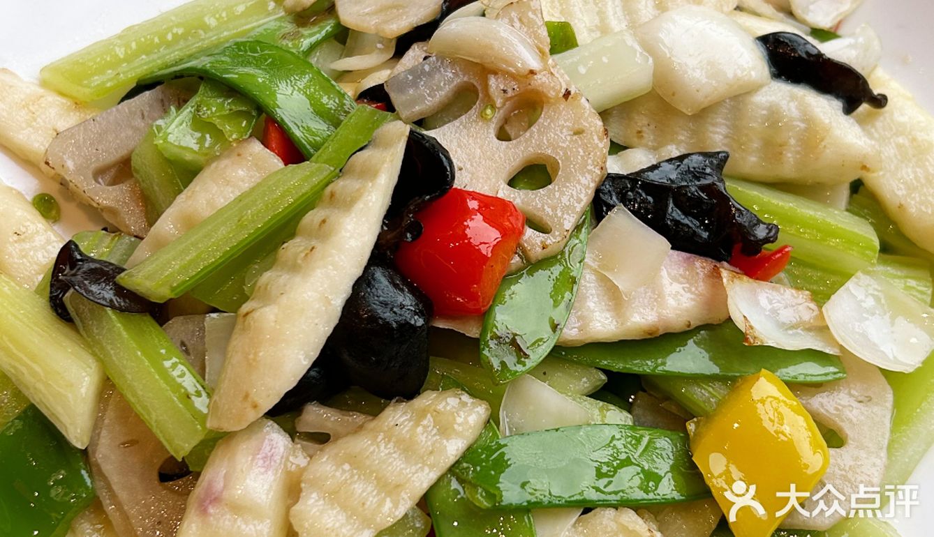 南村本地人经常来的酒楼，真的吃不腻！！！