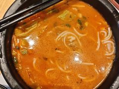 -鸡汤过桥·过桥米线