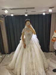 -GRACE KELLY婚纱与礼服(北京店)