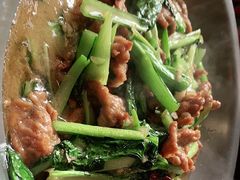-黄桷树曹家私房菜(江与城店)