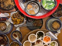 -包整·丝娃娃(一览甲秀楼风景店)