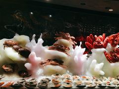 -雍容荟帝王蟹活龙虾展台自助(IFS黑金店)