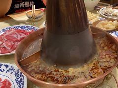 -东镇老火锅(长春路首店)