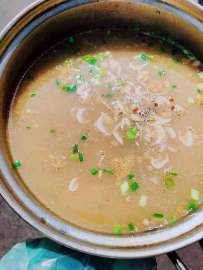 传统鳝鱼糊汤粉-"老市中心 周围全部都是吃的 早上会有各种.