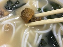 -蒙小妹骨汤饭.米线(新光路店)