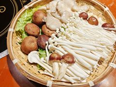 -亮欢寨酸汤鱼(沙冲路店)