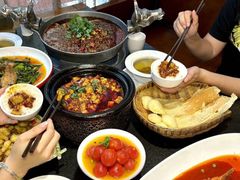 -万重锦·人文川菜馆(骡马市店)