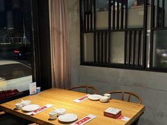 -小三峡食府(西五路店)
