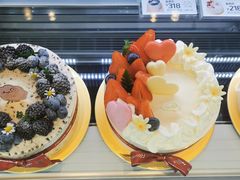 -花花卷卷·鲜食蛋糕(静安久光百货店)