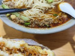 -丁丁猫重庆小面(徐州路店)
