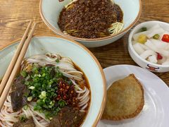 -刘聋子粉馆(张家界总店)