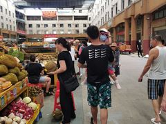 -三亚新鸿港水果一级批发市场