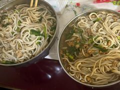 -正宗杨记普洱酸醋米线(总店)