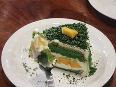 芒果抹茶奶酥奶油蛋糕-black rainbow coffee