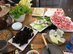 -正宗乌拉满族炭火锅(四平店)