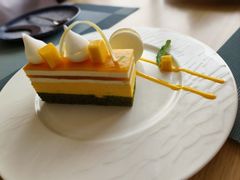 -杏荟旋转餐厅(广州爱群店)