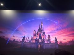 -武汉华夏国际影城(鲁广店)