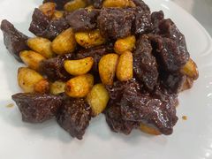 黑椒蒜仔牛肉粒-奥华餐厅·老张记(台基厂店)
