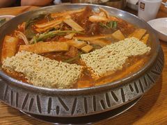 -喇喇排骨火锅·传统韩式脊骨汤(望京西园总店)