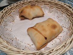 馕坑烤包子-巴扎美食·新疆菜·西域歌舞表演餐厅(新疆大厦店)