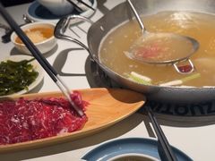 -左庭右院鲜牛肉火锅(金山万达店)