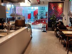 -俏凤凰(美林M·LIVE天地东座店)