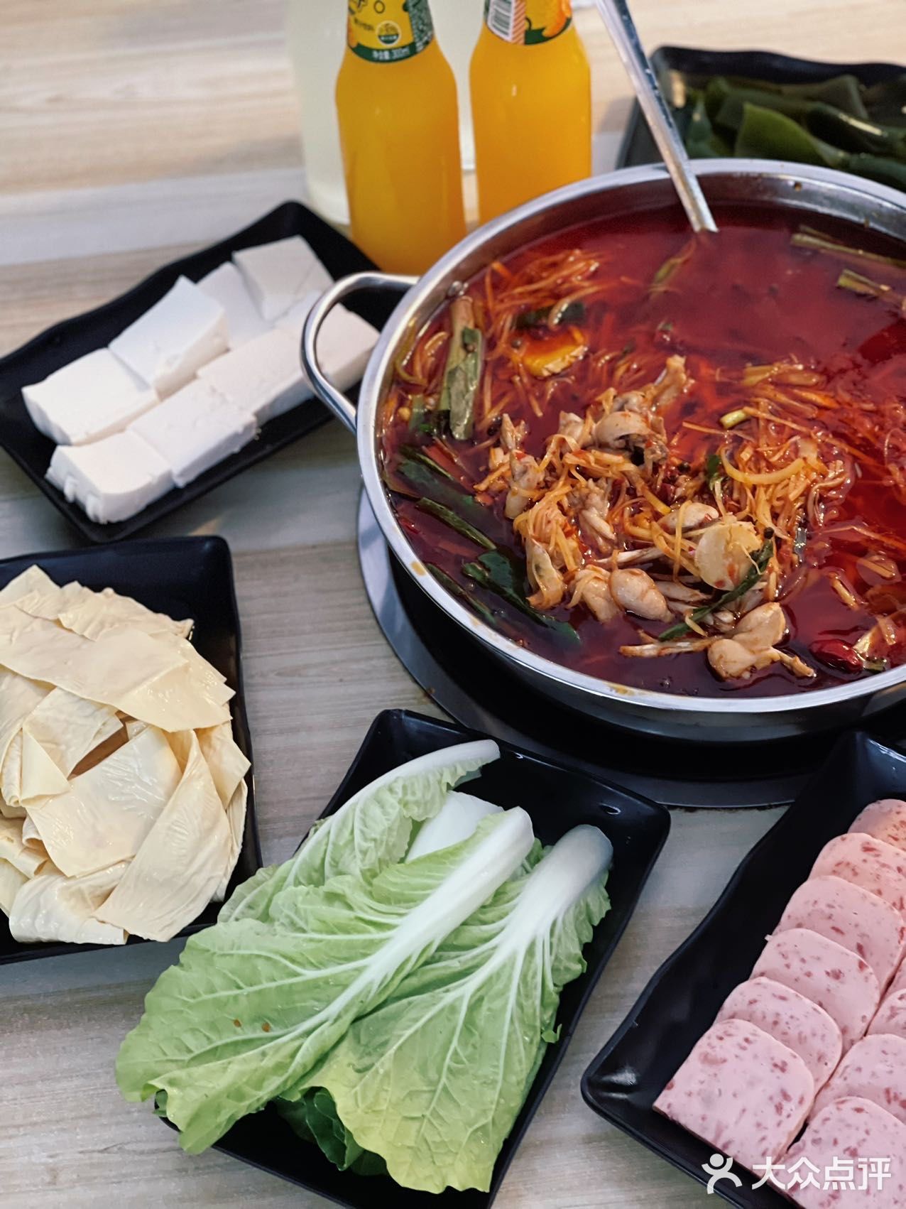 朋友带我来试试这家罗歪歪酸笋牛蛙 味道真的不要太惊艳！