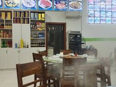 大堂-老农民柴火灶鲜鱼馆