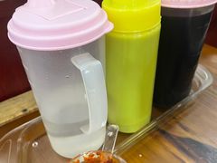-丽虹云南过桥米线(兴工街店)