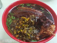-小龙大肉面馆