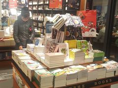 面包甜点陈列柜-西西弗书店&矢量咖啡(凯德晶萃广场店)