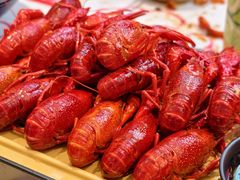 -肥肥虾庄·金牌油焖大虾(汉口城市广场店)
