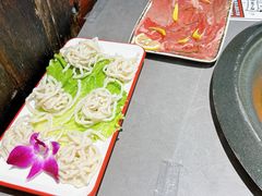 -生活如沸·顺德水牛奶火锅(大学路店)