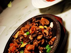 -初蓉丨遇见新川菜(亲贤街荣耀店)