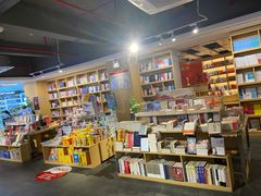 -新华书店(解放路店)