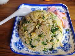 茼蒿炒饭-山城遇宴·重庆江湖菜(五道口银谷大厦店)