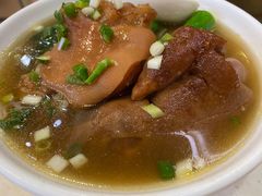 -香港新发烧腊茶餐厅(万象店)