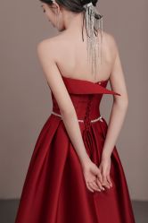 -艾米丽婚纱礼服