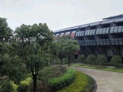 -上海滴水湖皇冠假日酒店