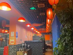 -王老六铁锅炖鱼(华阳路店)